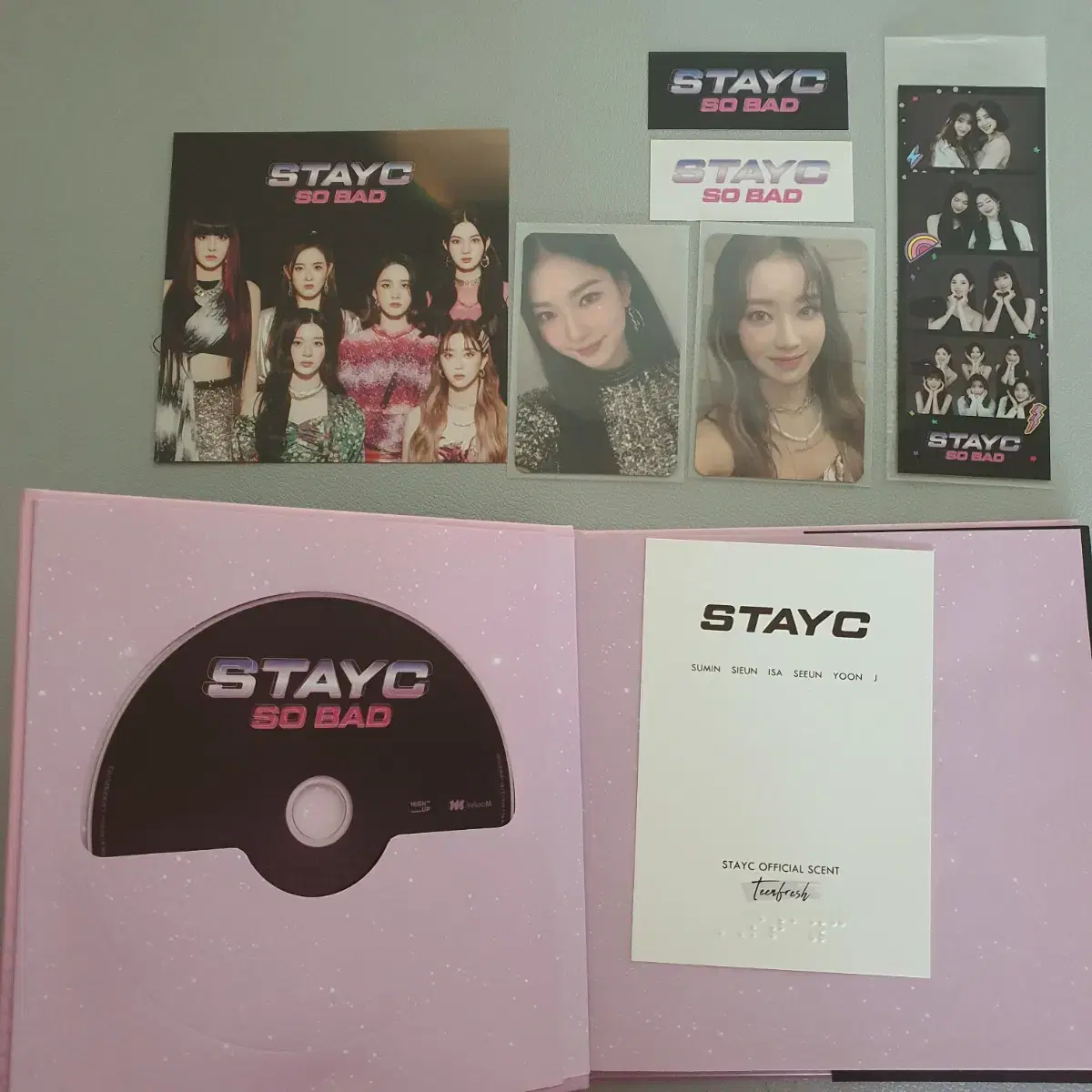 STAYC J ジェイ SO BAD サイン入りチェキ STAYC J ジェイ 直筆サイン チェキ